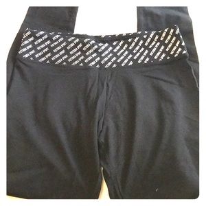 Victoria’s Secret Sport leggings
